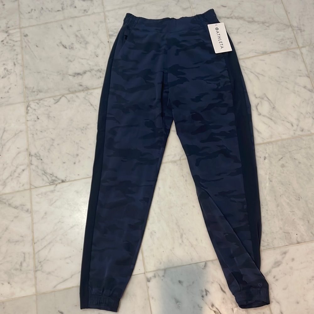 Athleta Brooklyn Textured Jogger Blue Camo